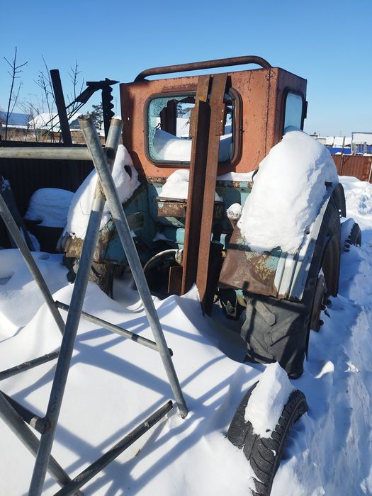 Продам трактор т 40 на запчасти