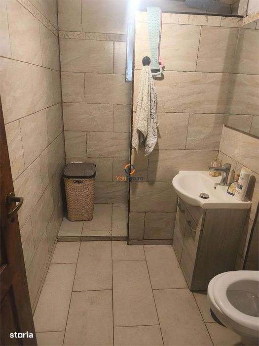 Apartament cu centrala decomandat parter zona Soarelui