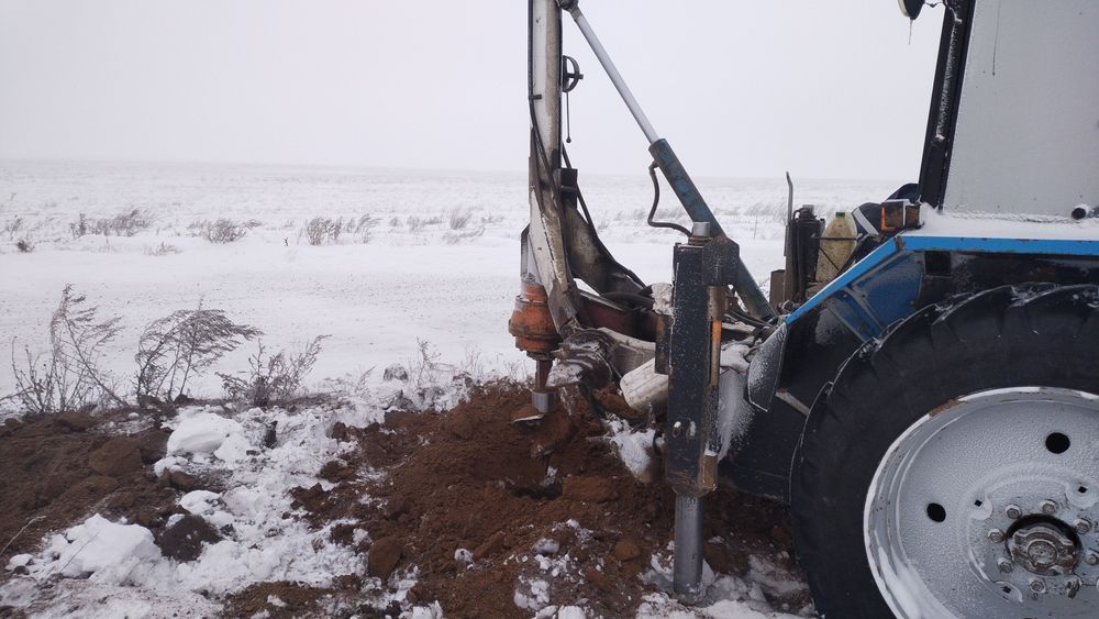 Сваи, заборы, ограждения