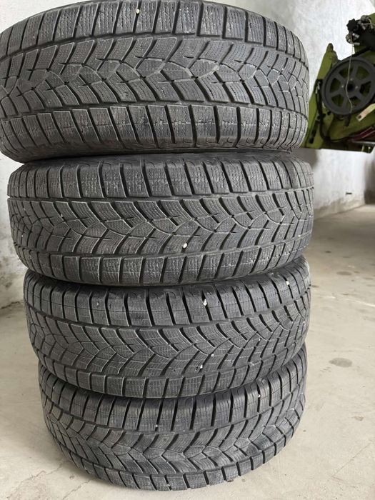 Продавам 4 Броя гуми222/65/17 GOODYEAR ULTRA  GRIP PERFORMANCE