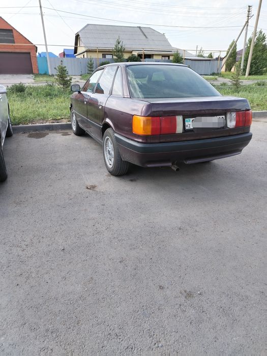 Продам Ауди 90 1.8