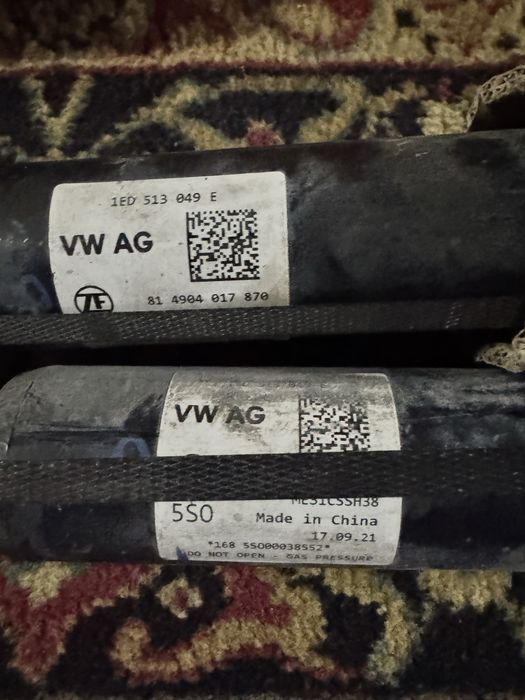 Амортизаторы б/у Volkswagen ID6