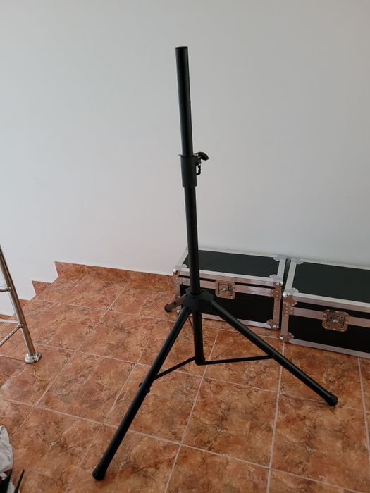 Stative boxe înălțime 1,8m suporta 80kg, stativ sateliți, topuri