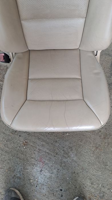 Предна лява седалка за Mercedes w124 Cupe