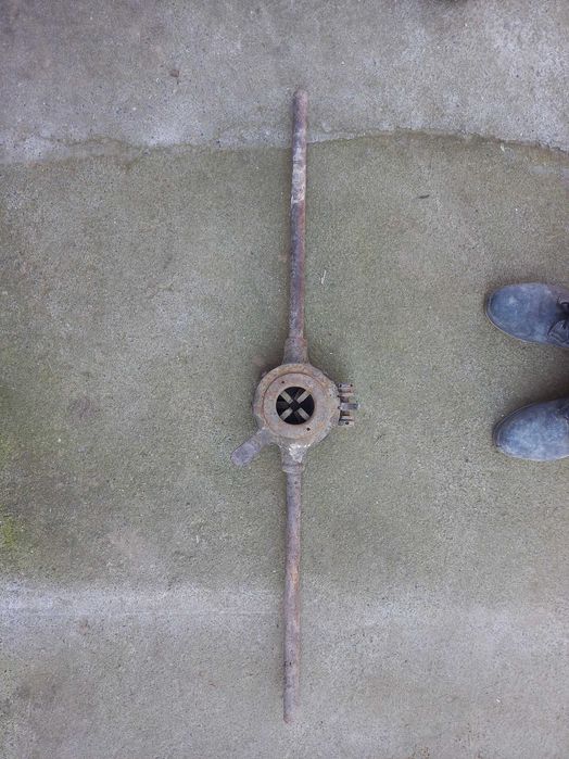 Ручной трубный резьборез