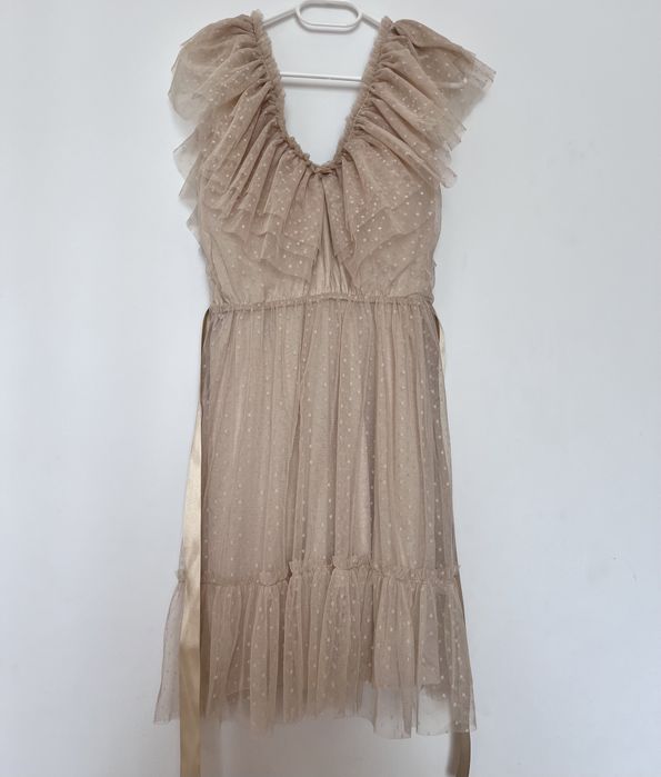 Чисто нова рокля