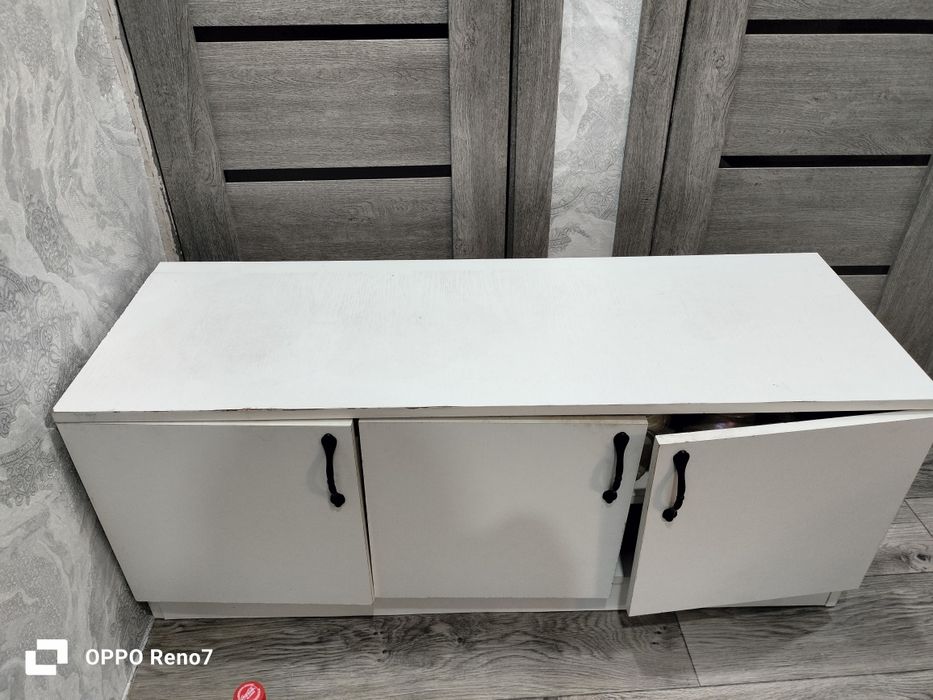 Обувница в отличном состояние за 5000