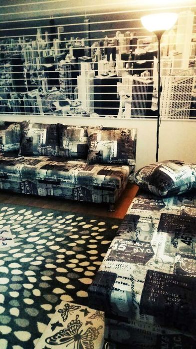Девушку на подселение Иманова/Валиханова, правый берег