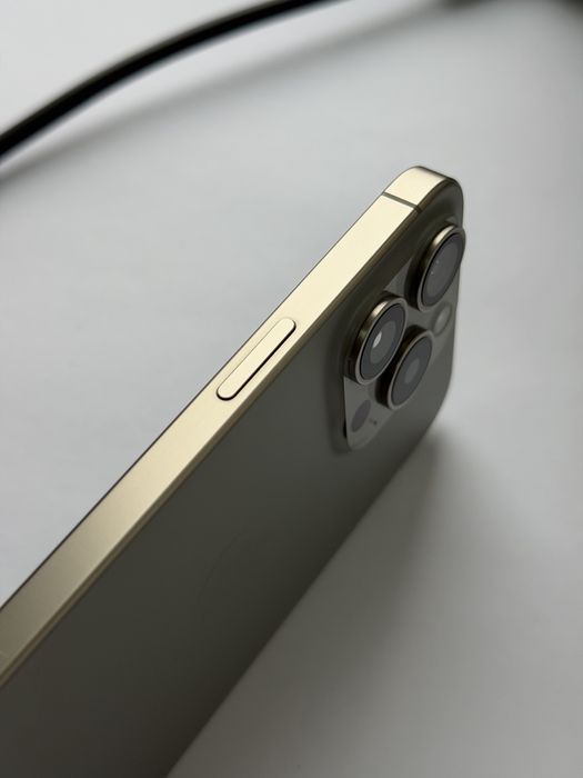 Продам iphone 15 pro, 128gb