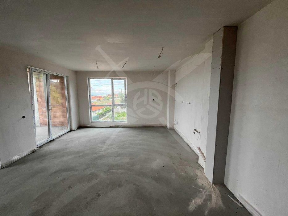 Продава се Тристаен апартамент в с. Марково, Област Пловдив - 132 кв.м за 1349 €/кв.м - Снимка #1