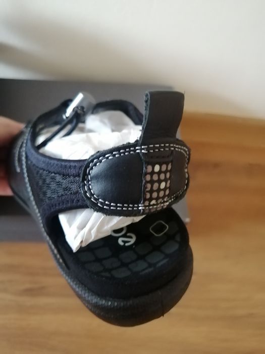 Сандали на марка ЕССО