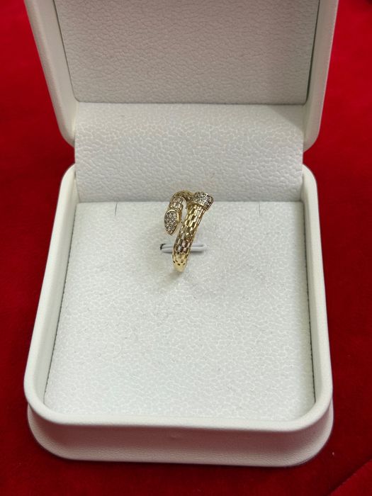 ТОП ОФЕРТА! Златен пръстен 14К 1.61 гр. – Darg Group