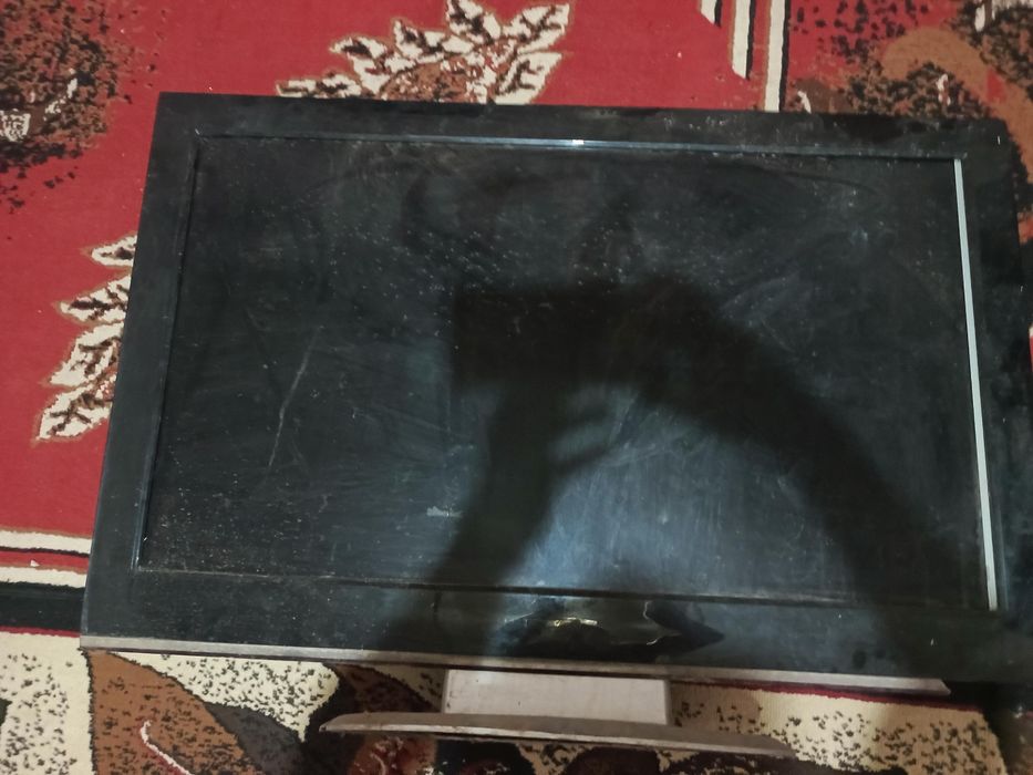 Телевизоры  и мониторы на запчасти