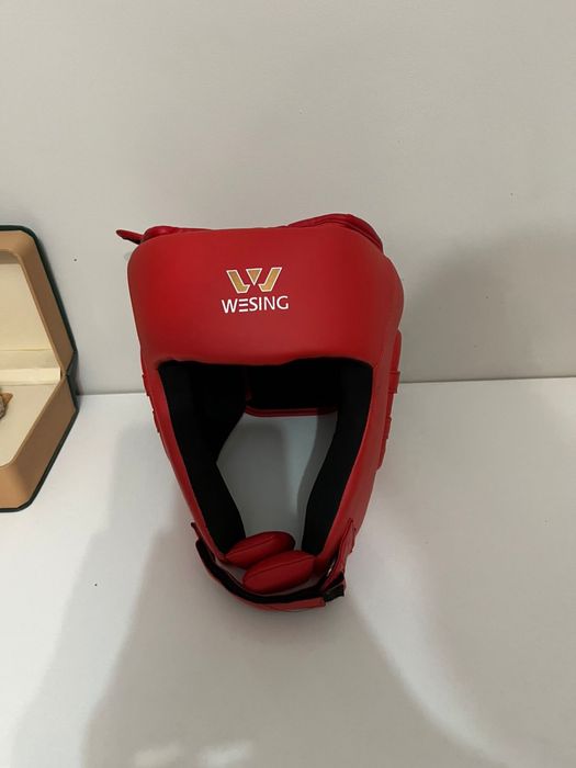Шлем для бокса Wesing красный