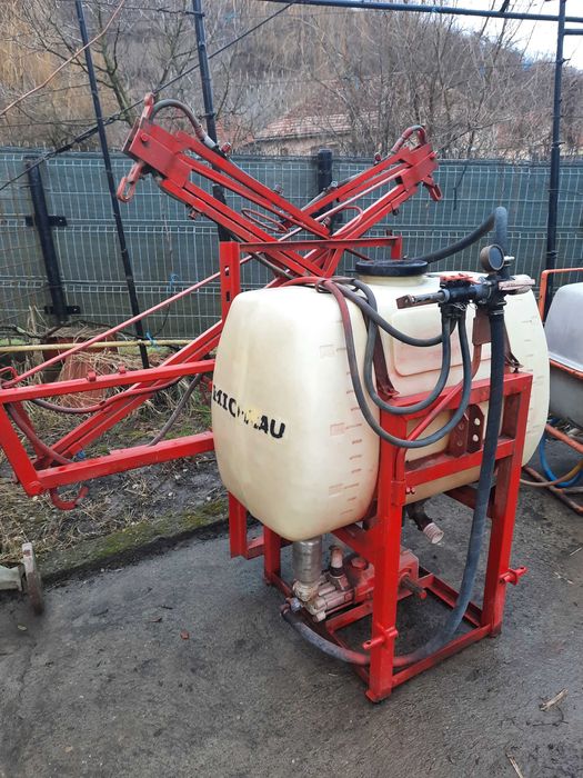 pompa de erbicidat de 330 litri cu lanci de 10 m