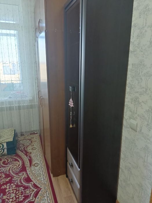 Продам два книжных шкафа