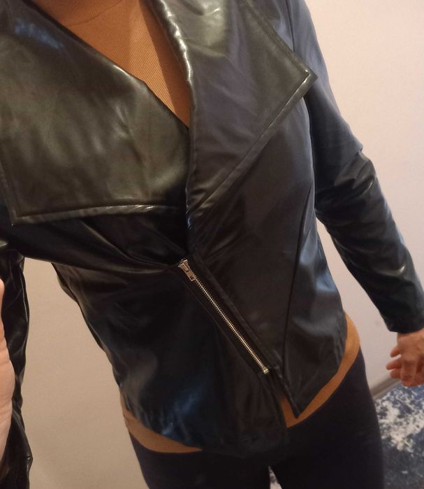 Кожено яке shein