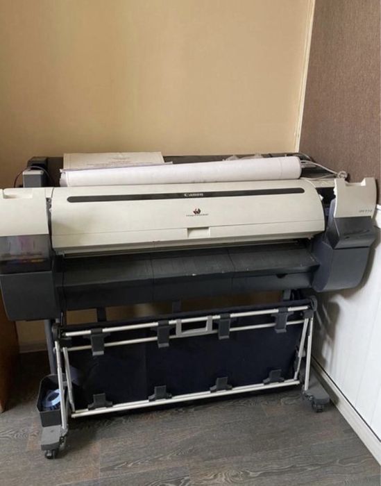 Продам плоттер IPF770