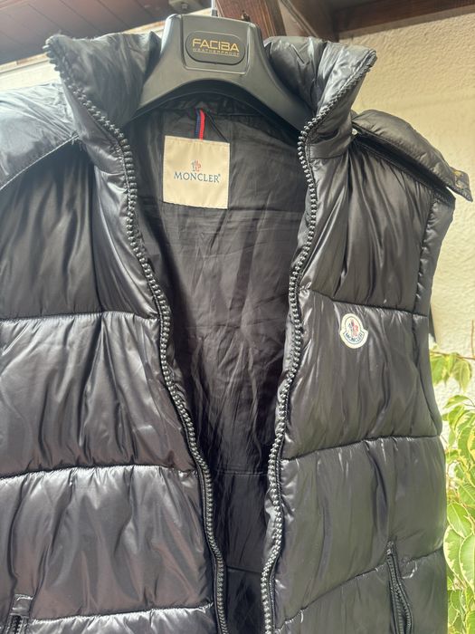 Vesta Moncler xl neagra