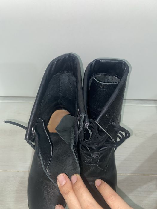 Берцы, ботинки для военных.