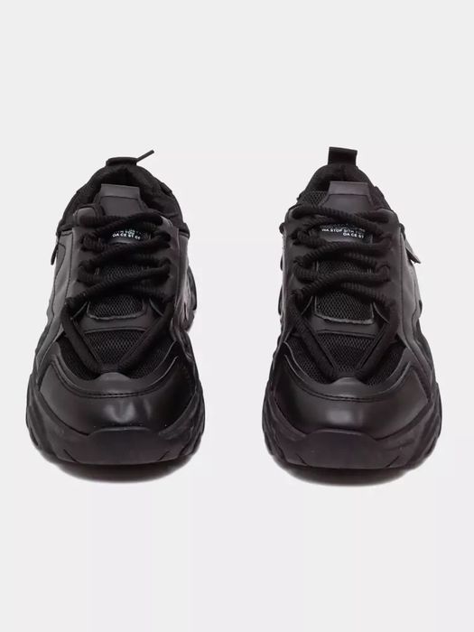 Erkaklar krasovkalari