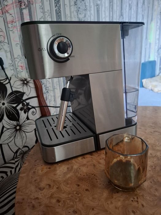 Кофе машина COFFEE