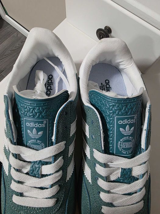 Adidas Gazelle marimea 39