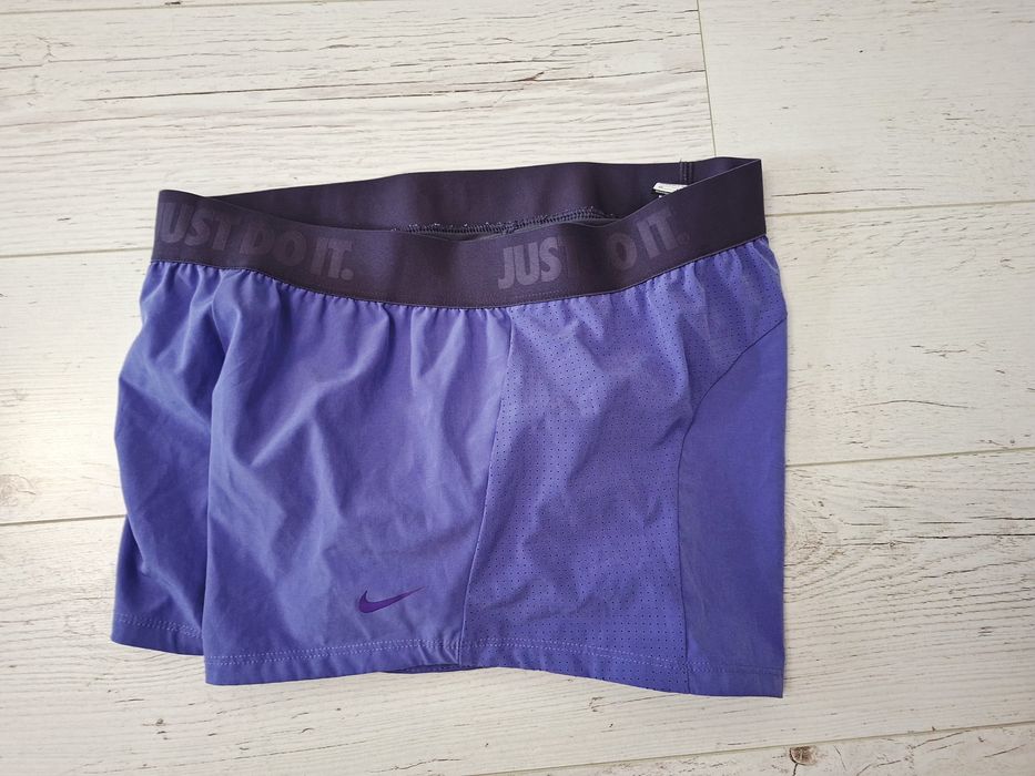 Nike Dry Fit-Ориг. Дамски шорти и клин 2в1