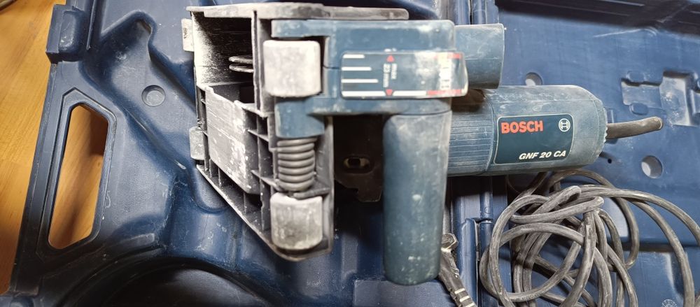 Штроборез Bosch GNF 20 CA