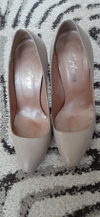 Pantofi cu toc roz pudra piele naturala