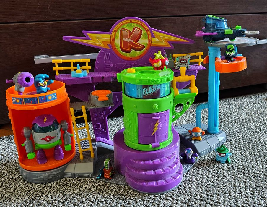 Set original Super Zings seria Rivals of Kaboom - Kazoom Lab