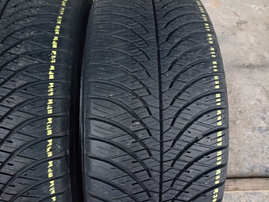 2 anvelope de iarna ca si noi Yokohama 225/55 R19 dot 4019