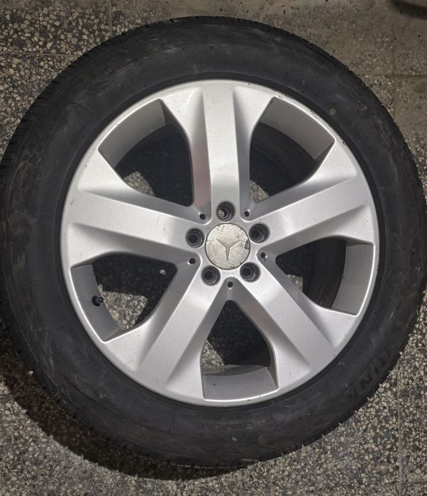 Гуми с джанти 19-Мерцедес ML