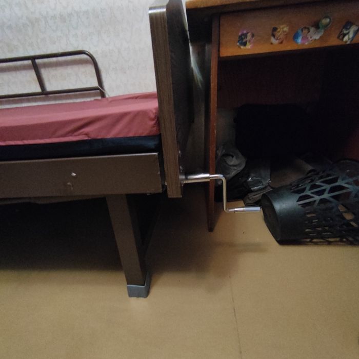 Кровать медицинская