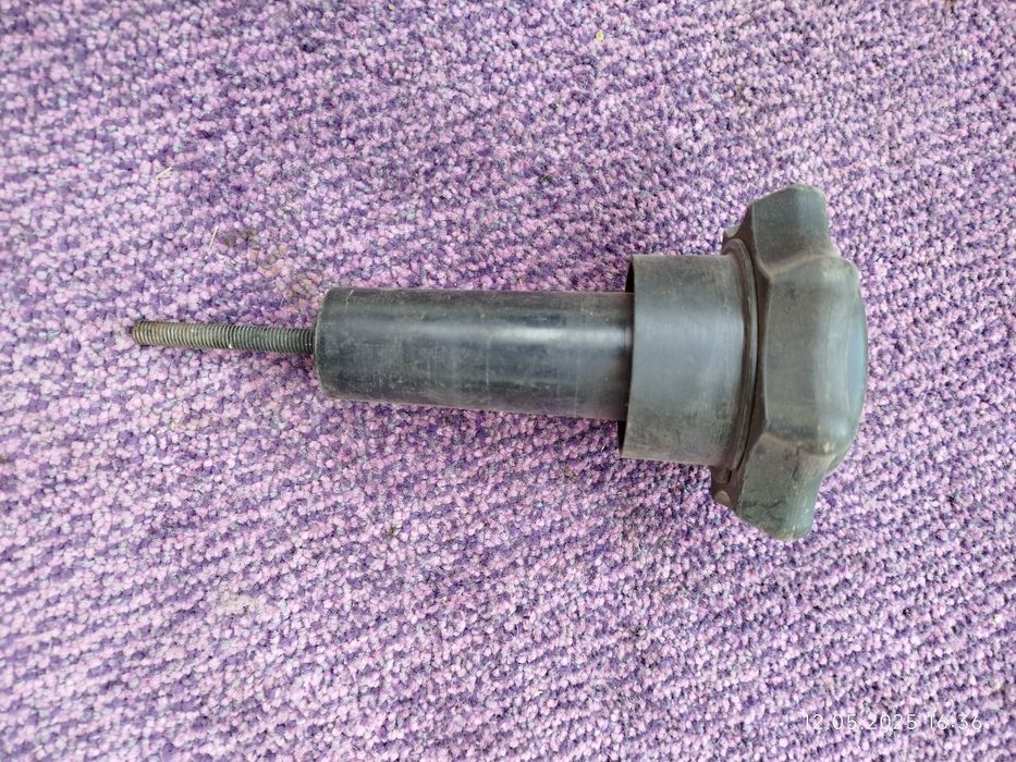 Продам запчасти на автомобиль