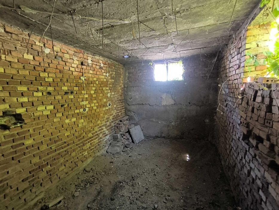 Продава се Къща в с. Тияновци, Област Видин - 320 кв.м за 76 €/кв.м - Снимка #16