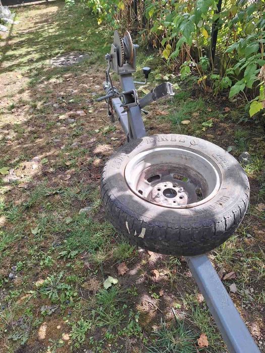 Регистриран колесар за лодка