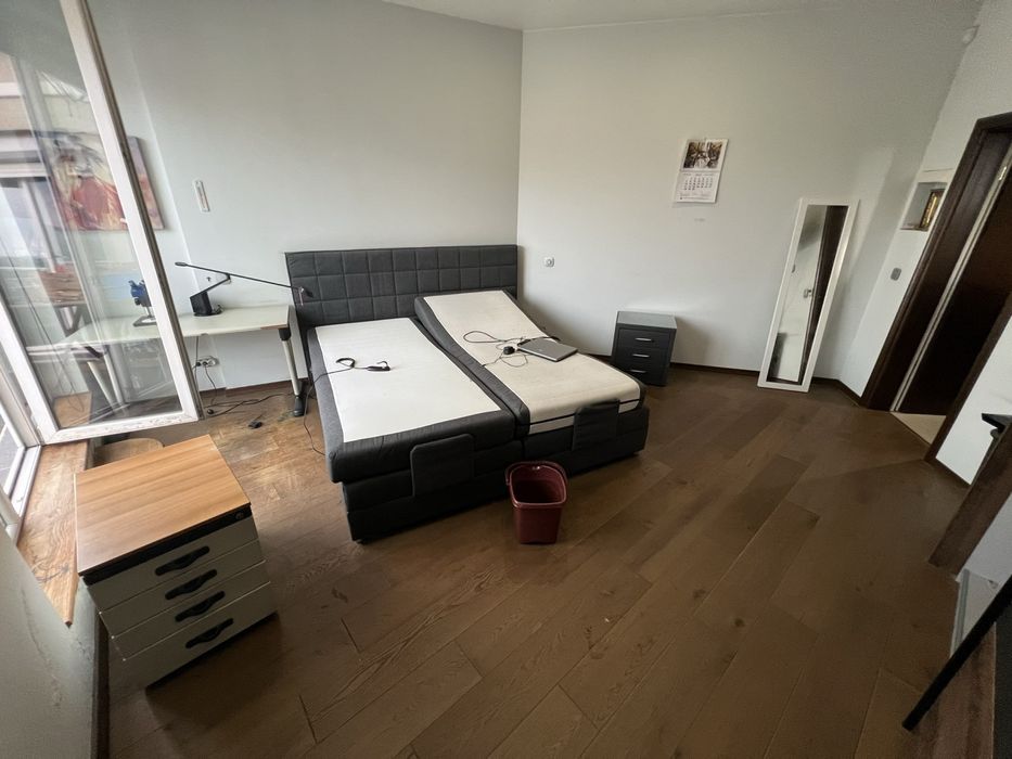 Дава се под наем Тристаен апартамент в София, Редута - 137 кв.м за 290000 € - Снимка #1