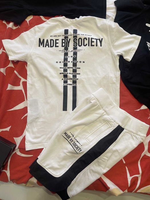 НОВИ!!!Тениски с печат MADE BY SOCIETY 7-10г.