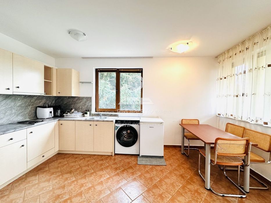 Дава се под наем Двустаен апартамент в Банско - 65 кв.м за 400 € - Снимка #3
