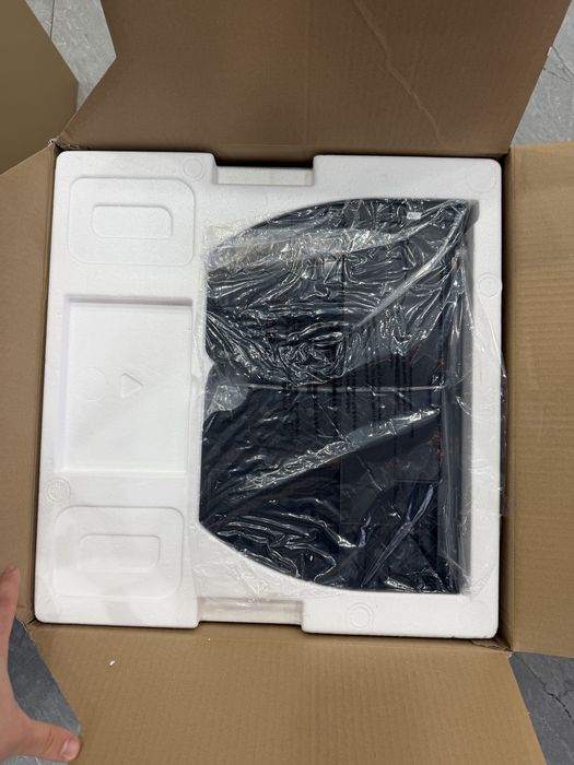 Aspirator robot Roborock S8 Max Ultra  nou