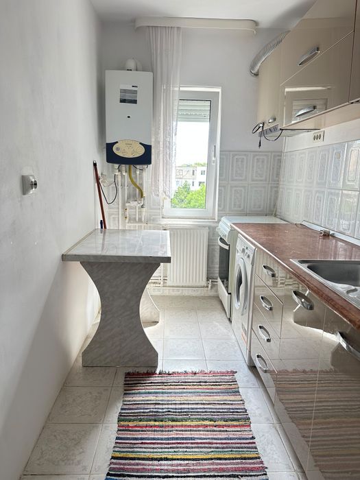 Închiriez apartament 2 camere