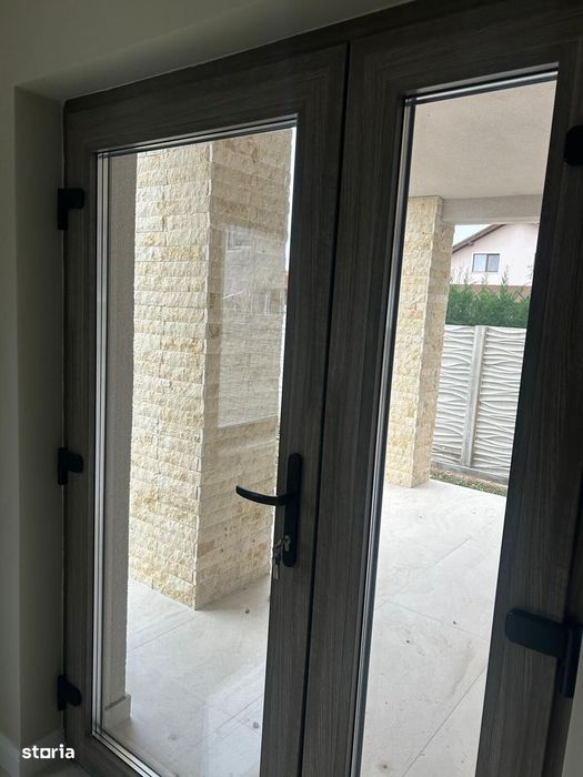 Casa premium individuala de vanzare, in Giroc