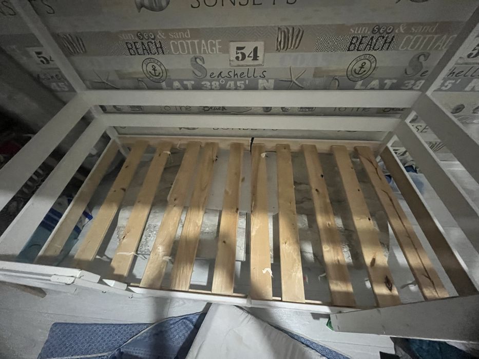 Кровать продам срочно