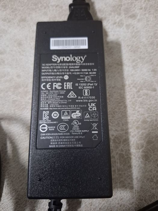 Adaptor12 V-7,5 A Synology model 2AAL090F