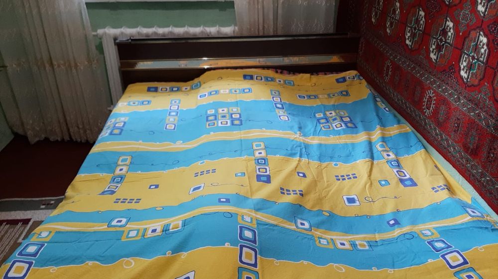 Кровать двуспальная