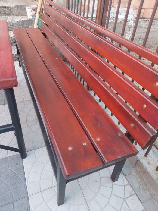 Masa gradina și banca ,2,30 m banca masă 1,50m..facem și la comanda