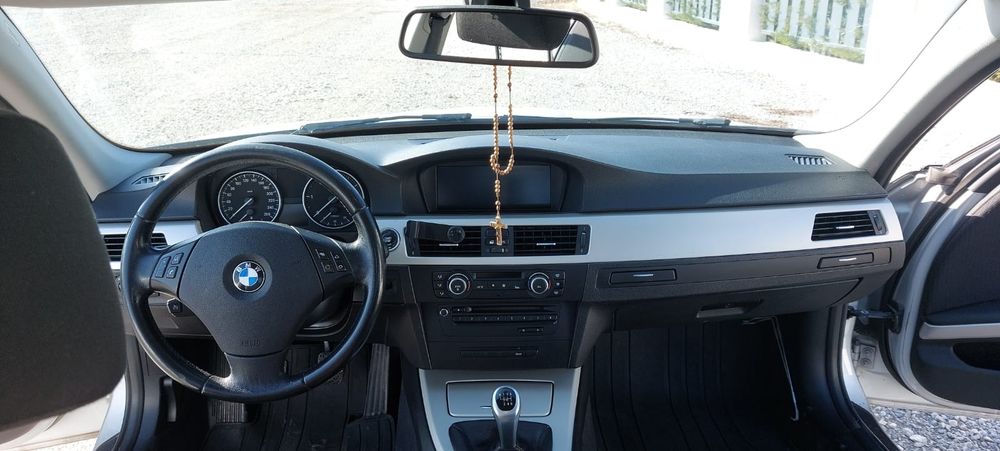 BMW Seria 3/E90/2011