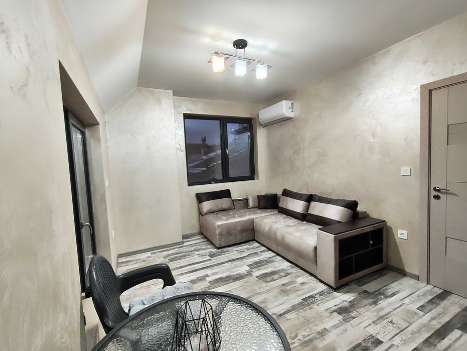 Тристаен апартамент - Ново строителство