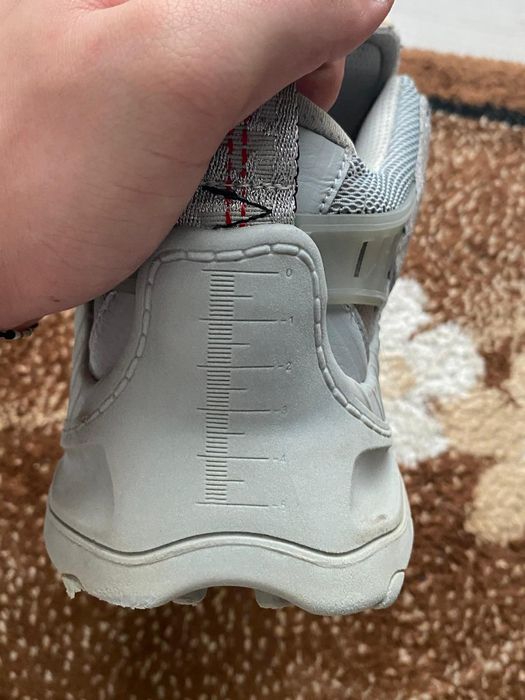 Vând off-white odsy 1000